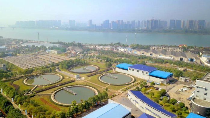 【凱濤環(huán)?！烤坝^水處理